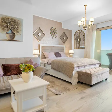 Marina Surf Sands Năvodari