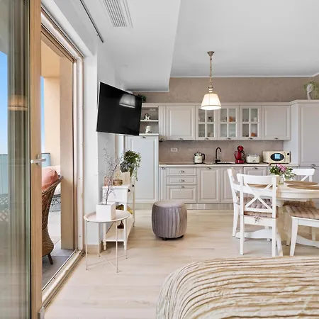 Marina Surf Sands Appartement Năvodari